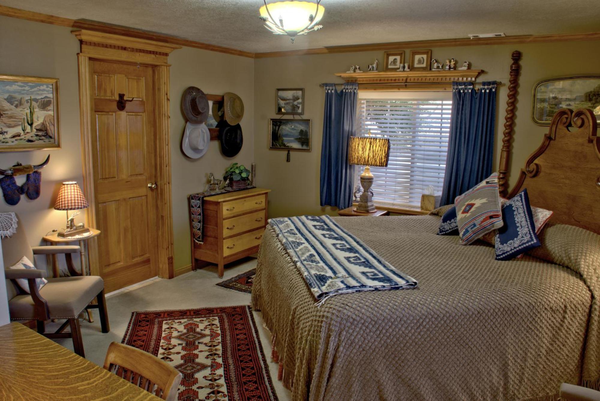 Standard King Room